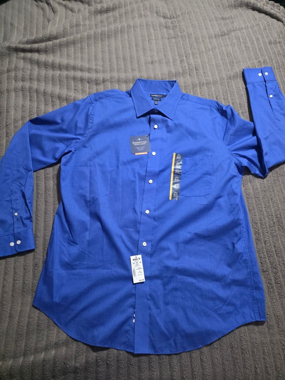 Croft & Barrow Essencials Men's Royal Blue Dress Shirt Button-Up